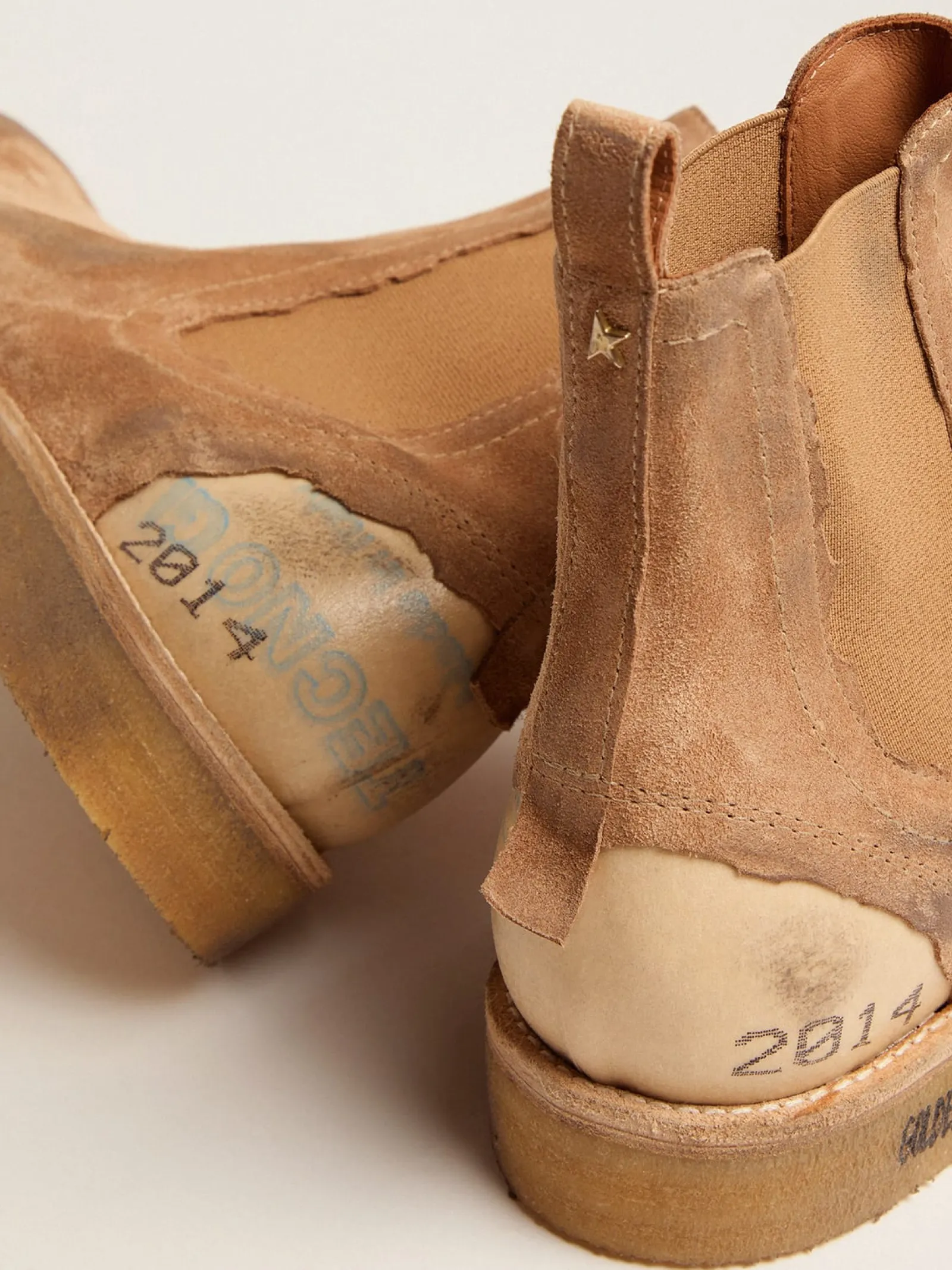 Online Golden Goose Ankle boot Chelsea John de suede na cor caramelo Cabedal de suede cor caramelo