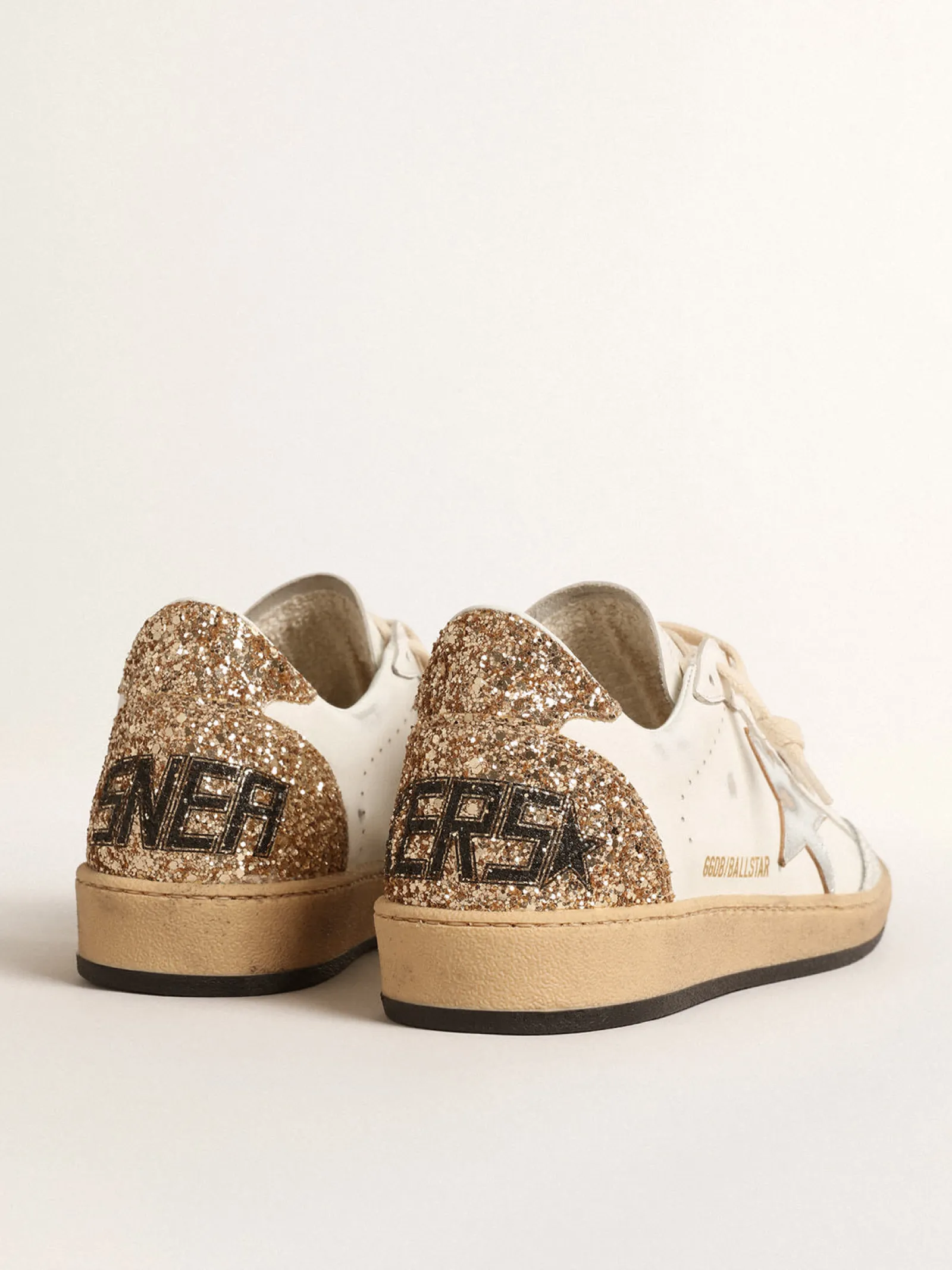 Online Golden Goose Ball Star com estrela de couro metálico e talão de glitter Cor: branco
