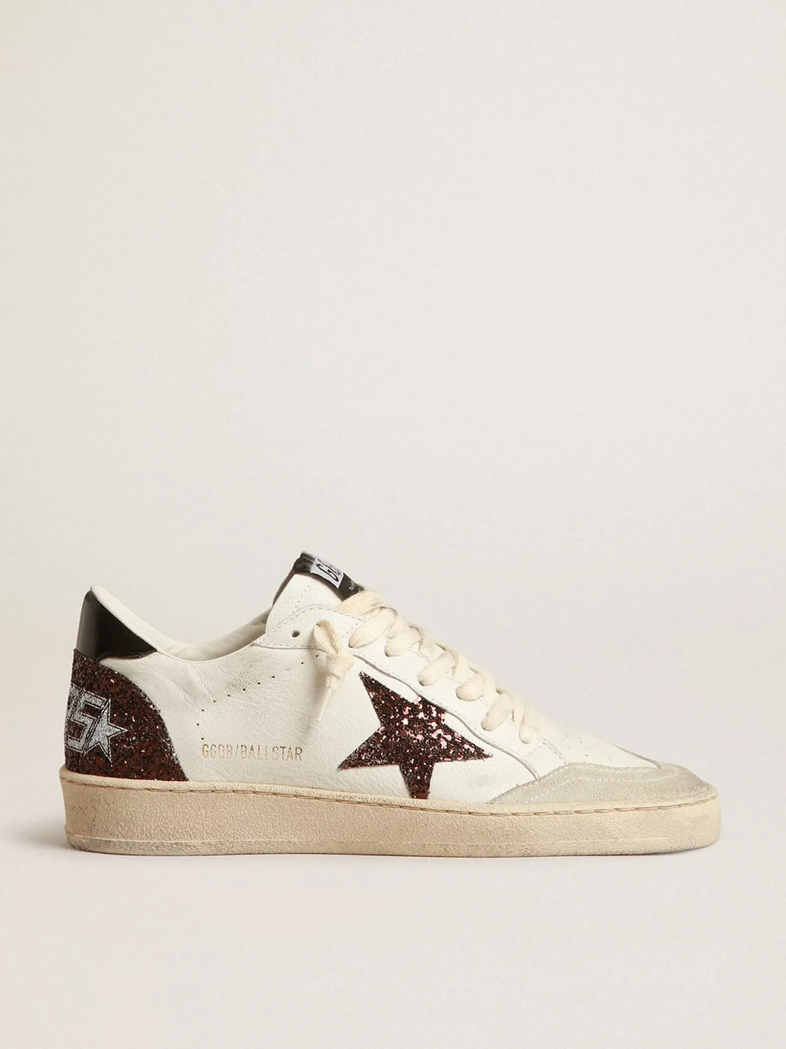 New Golden Goose Ball Star de napa com estrela de glitter e talão de napa preta Cabedal de napa branca