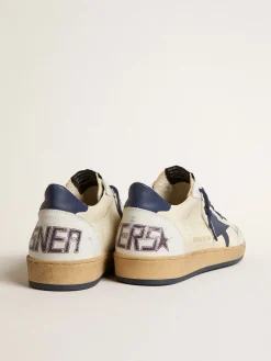 Sale Golden Goose Ball Star LTD de napa na cor creme com estrela e talão de couro azul Cabedal de napa na cor creme