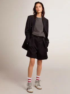 Sale Golden Goose Bermuda feminina de gabardine de lã preta com cinto Cor: preto