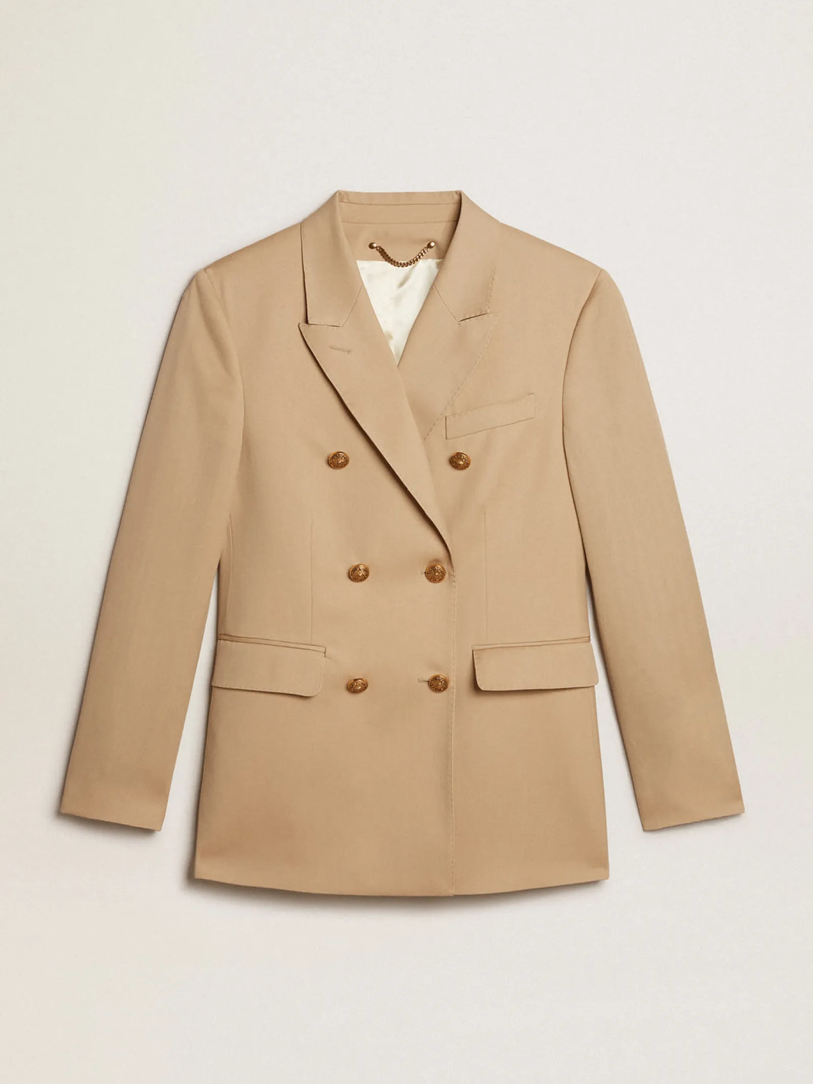 Shop Golden Goose Blazer de abotoamento duplo feminino cor areia com botões heráldicos dourados Golden Collection