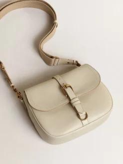 Best Golden Goose Bolsa Sally média de couro cor porcelana com fivela e alça de ombro em contraste Cor: porcelana
