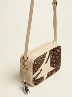 Fashion Golden Goose Bolsa Star branco leite com inserção de couro cavalinho com estampa de leopardo Material principal: 100% couro bovino