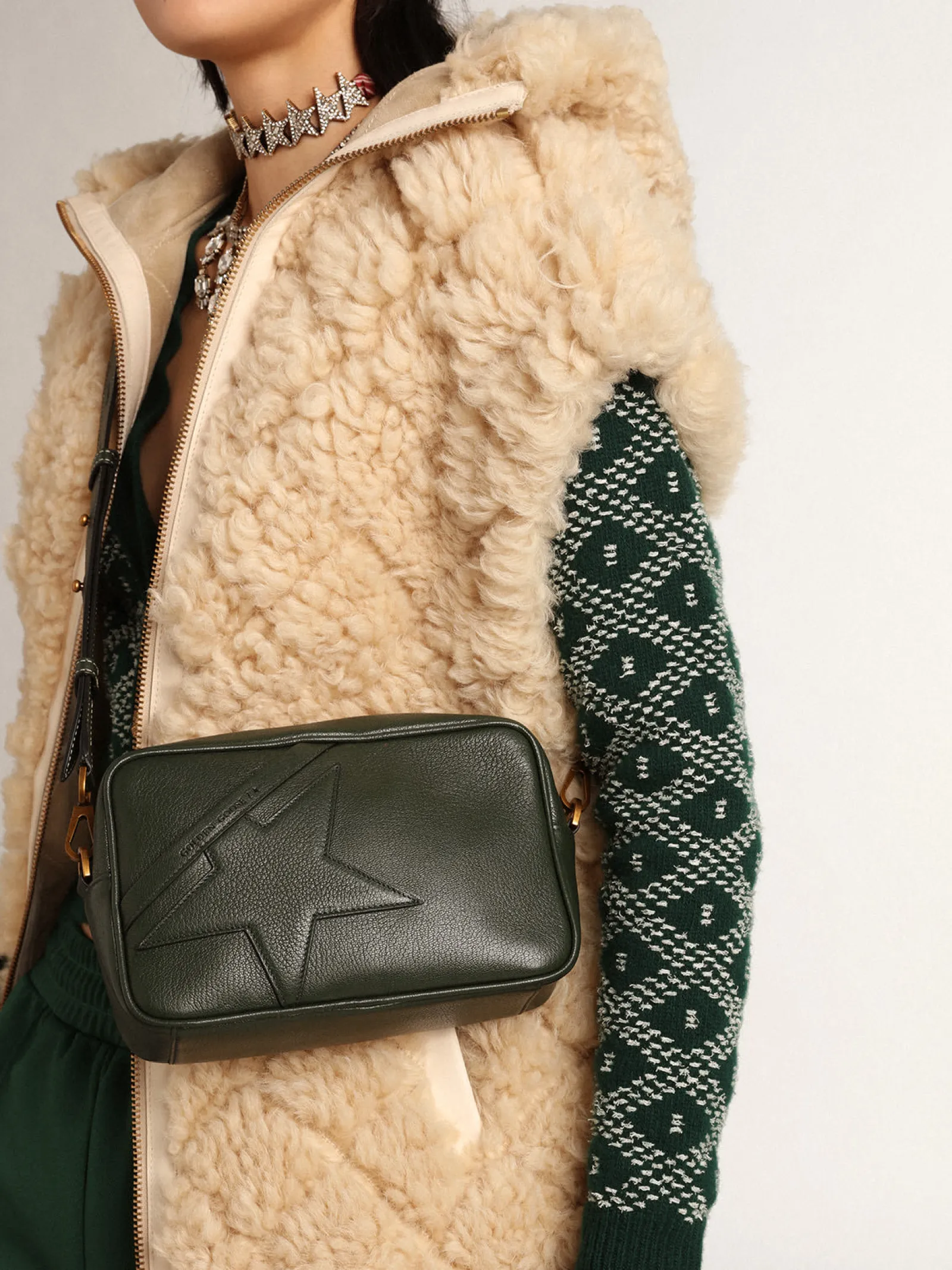 Clearance Golden Goose Bolsa Star feminina de couro verde-escuro com estrela tom sobre tom Cor: verde-escuro