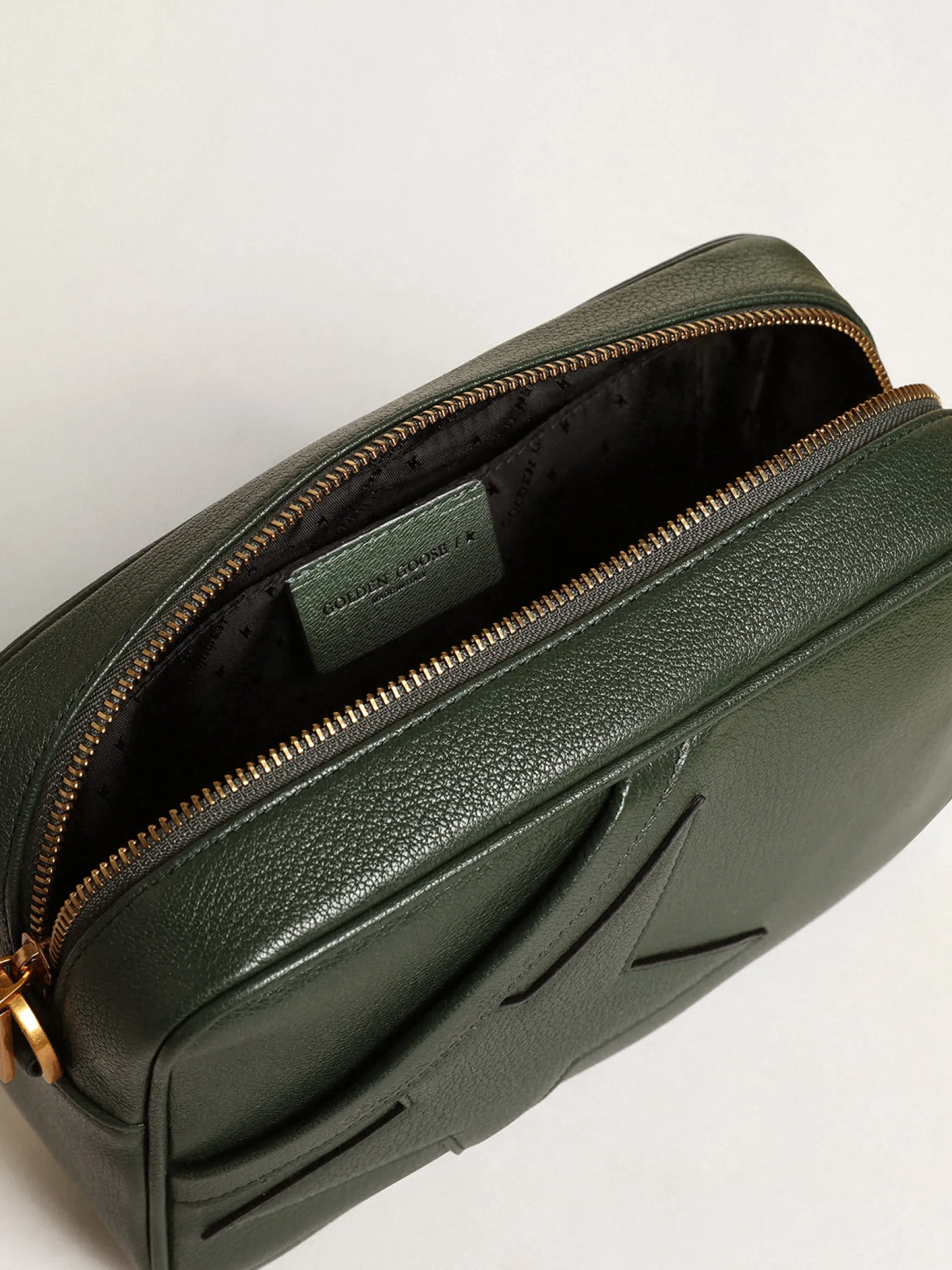 Clearance Golden Goose Bolsa Star feminina de couro verde-escuro com estrela tom sobre tom Cor: verde-escuro