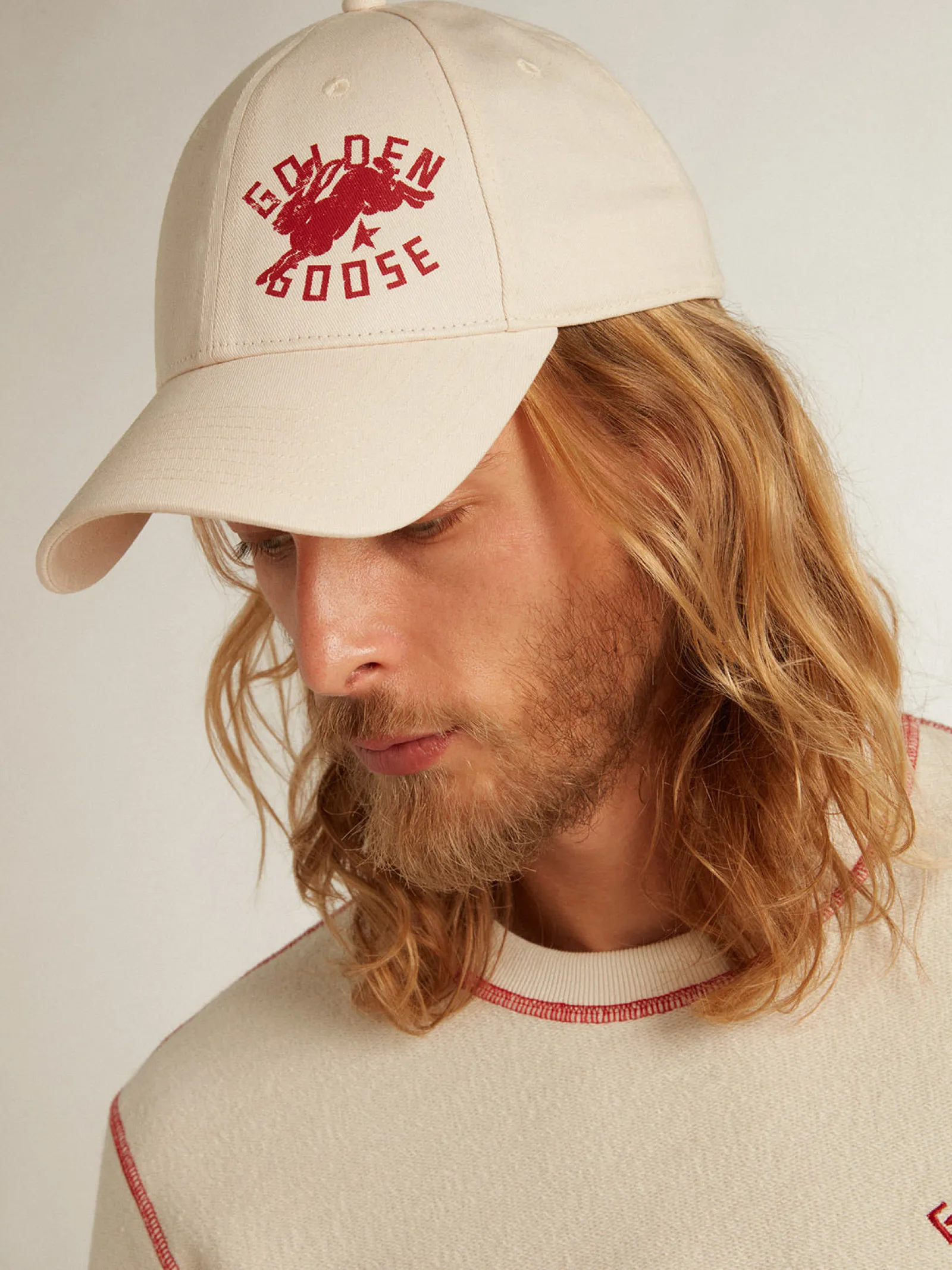 Hot Golden Goose Boné de basebol na cor branco heritage com logo CNY Cor: branco heritage