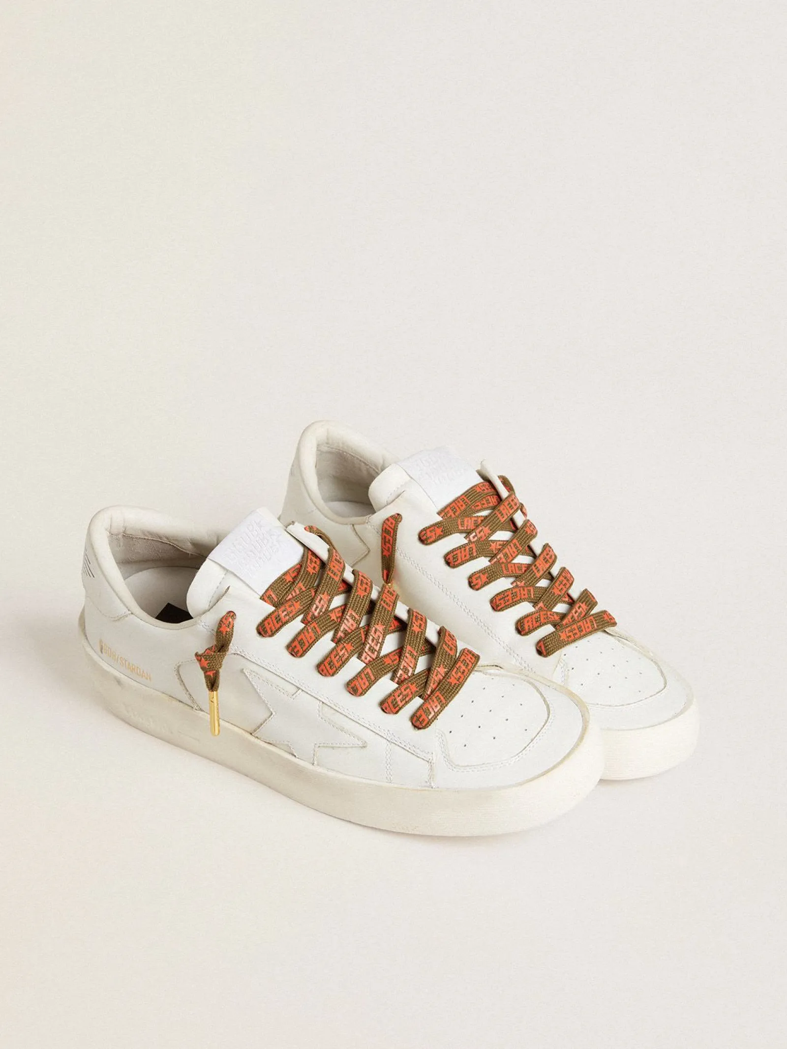 Outlet Golden Goose Cadarços verde militar com escrita Laces laranja em contraste Cor: verde militar