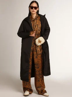 Discount Golden Goose Camisa boyfriend feminina marrom dourado com estampa caderno de viagem Cor: marrom dourado