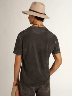 Cheap Golden Goose Camiseta masculina cinza com efeito envelhecido com estampa na frente Cor: cinza