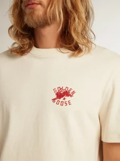 Discount Golden Goose Camiseta Masculina na cor branco heritage com logo CNY Cor: branco heritage