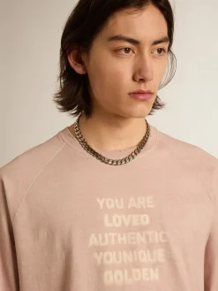 Cheap Golden Goose Camiseta rosa pó com escrita branca na frente Coleção Journey