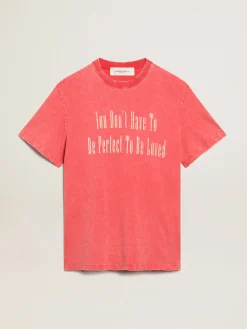 Clearance Golden Goose Camiseta vermelha com escrita estampada na cor cru Cor: vermelho tango