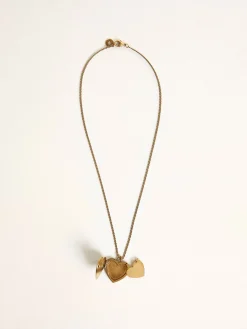 Hot Golden Goose Colar na cor ouro velho com pingente de coração Colar com um pingente em forma de coração que, aberto, revela outro dentro.