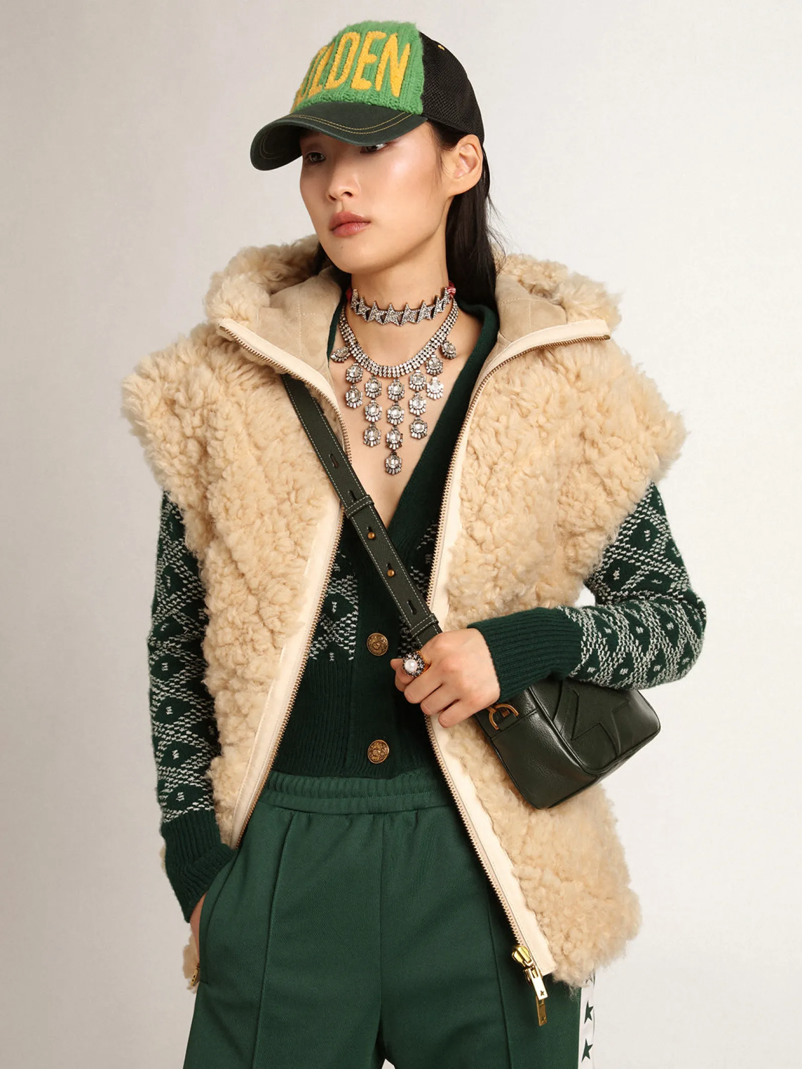Discount Golden Goose Colete feminino de pele de carneiro dupla face na cor écru Cor: écru