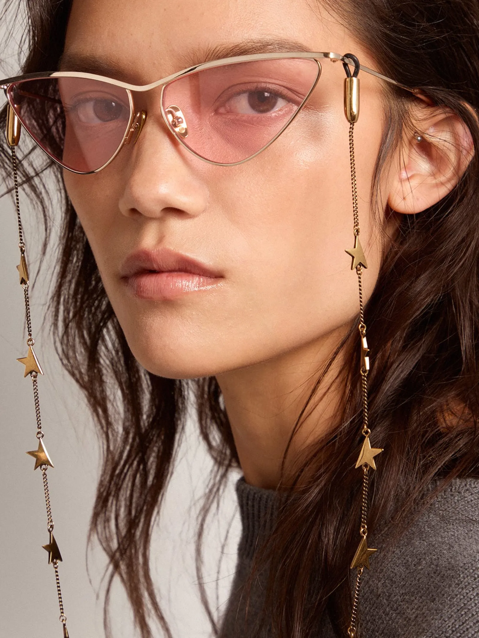 Best Sale Golden Goose Corrente para óculos na cor ouro velho Família: Star