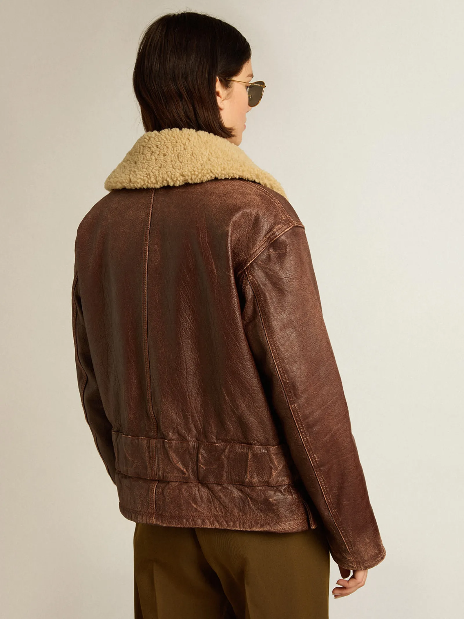 Best Golden Goose Jaqueta cor de madeira com gola de shearling removível Coleção Journey