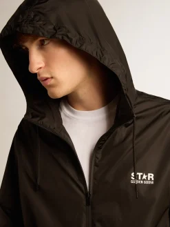 Best Golden Goose Jaqueta corta-vento masculina com logo e estrela brancos em contraste Cor: preto