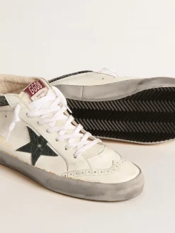 Discount Golden Goose Mid Star com estrela de couro metálico verde e lista branca Cor: branco