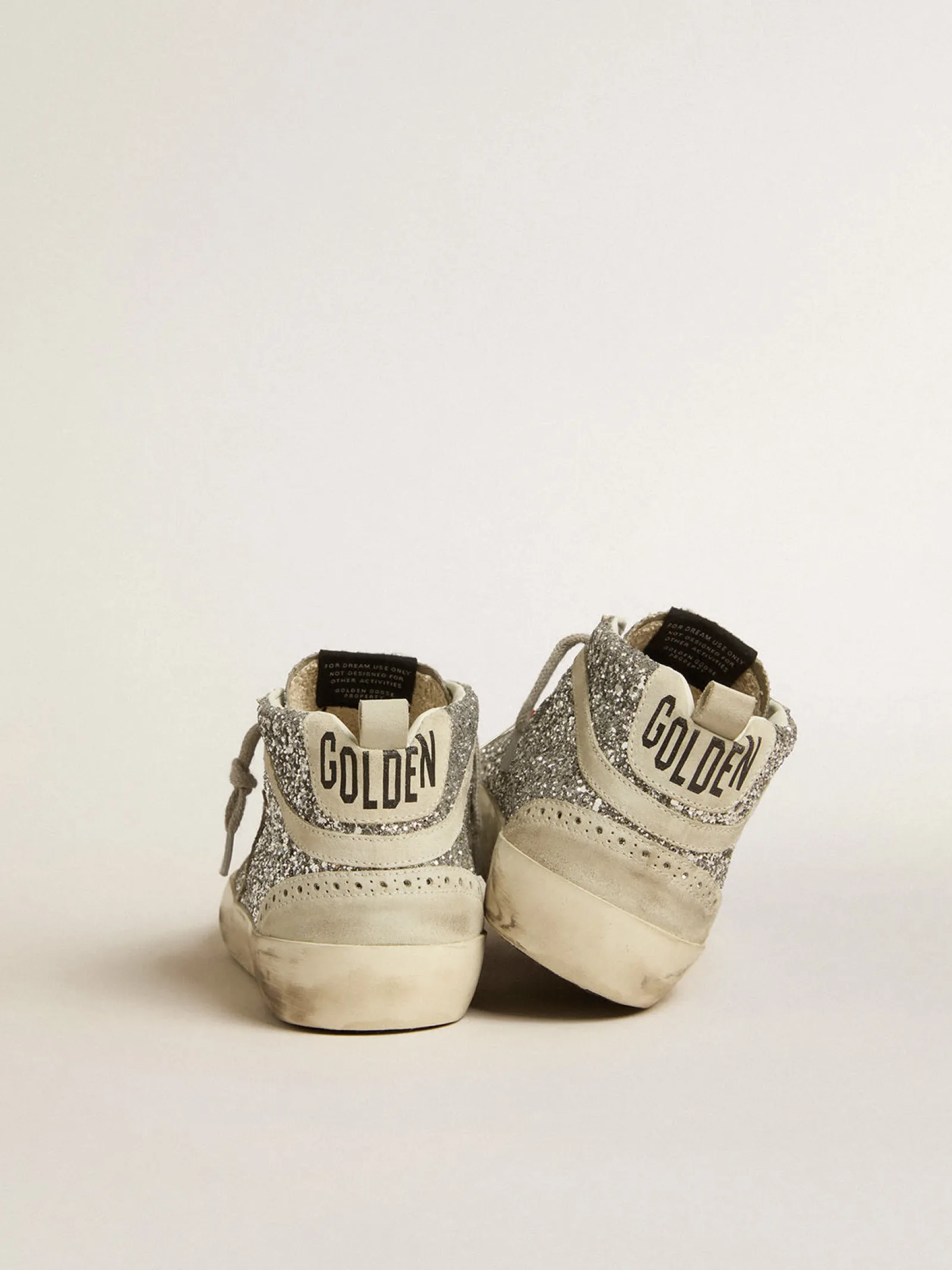 Fashion Golden Goose Mid Star de glitter prateado com estrela e lista de suede gelo Cabedal de glitter prateado