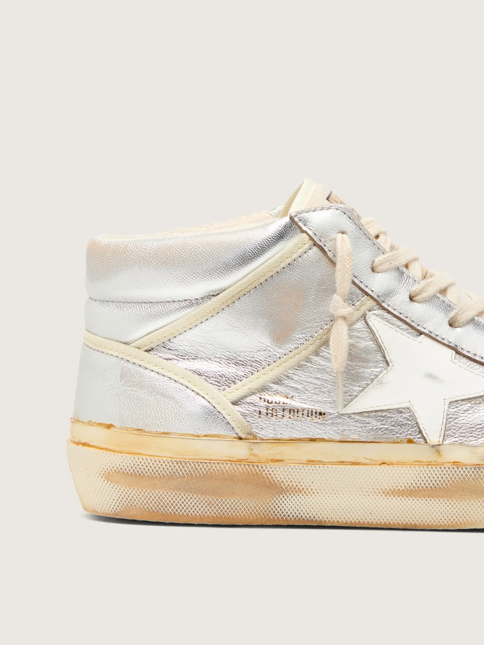 Clearance Golden Goose Mid Star Masculino de couro metálico prateado com estrela cor de marfim Cabedal de couro metálico prateado