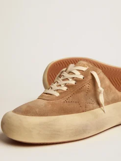 Flash Sale Golden Goose Mule Space-Star de suede na cor tabaco e forro de shearling Cabedal de suede na cor tabaco