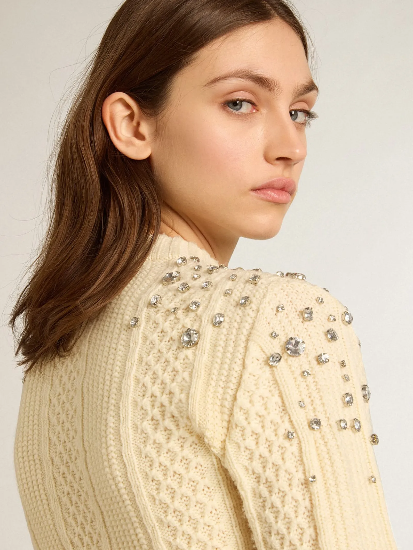 Store Golden Goose Pulôver cropped de lã branca e cristais aplicados Coleção Journey
