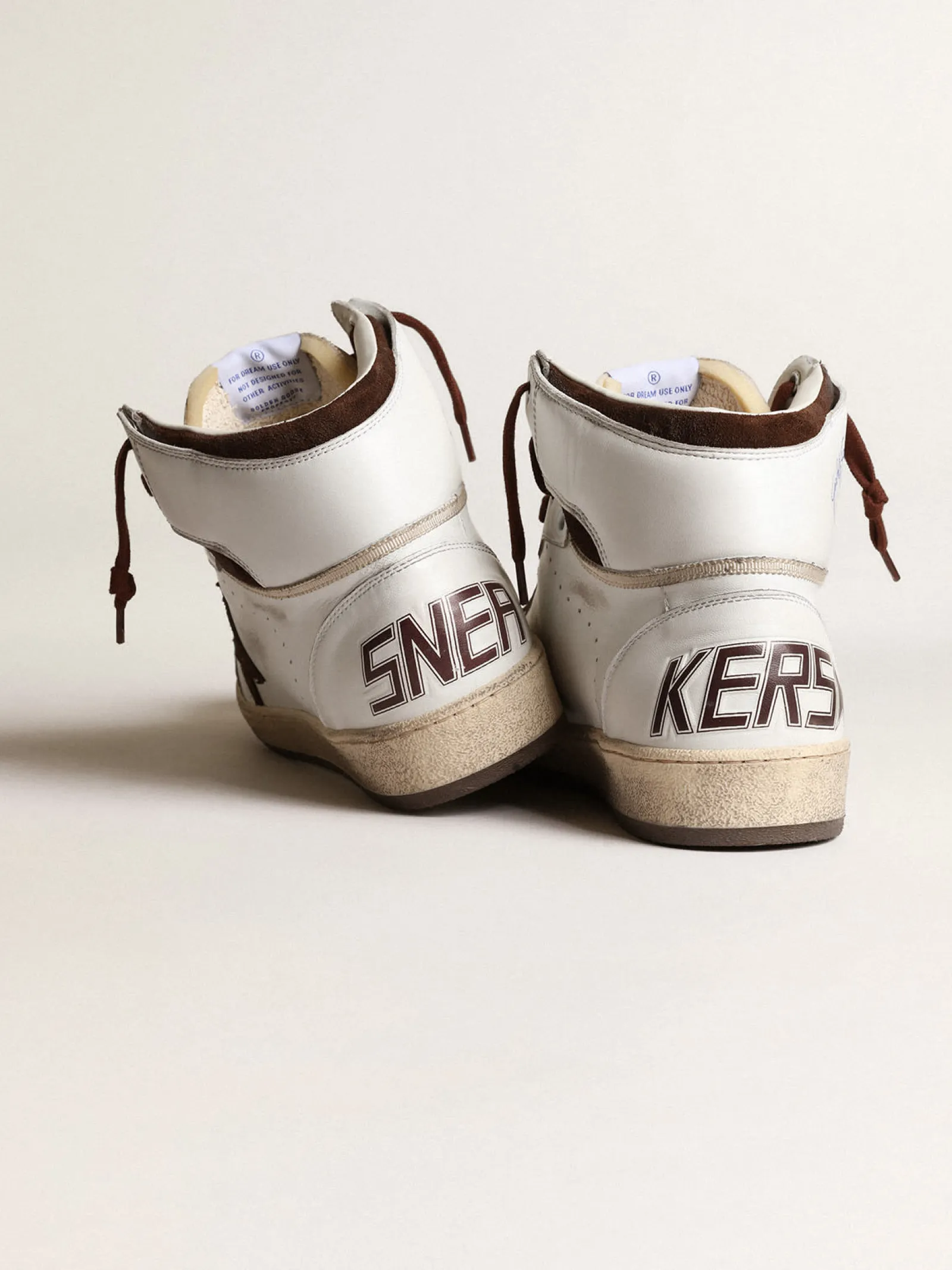 Best Sale Golden Goose Sky-Star Masculino de napa branca com estrela de suede chocolate Cabedal de napa branca