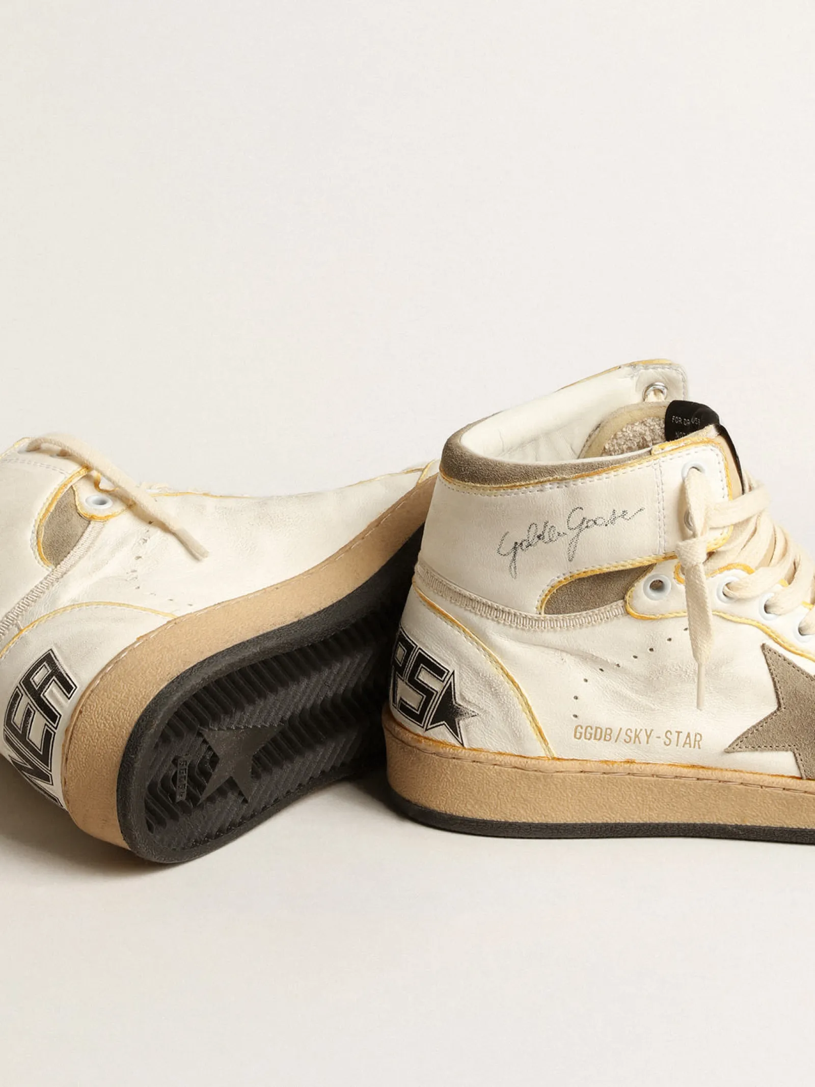 Store Golden Goose Sky-Star Masculino de napa branca com estrela de suede havana-rosado Cabedal de napa branca de efeito amarelado