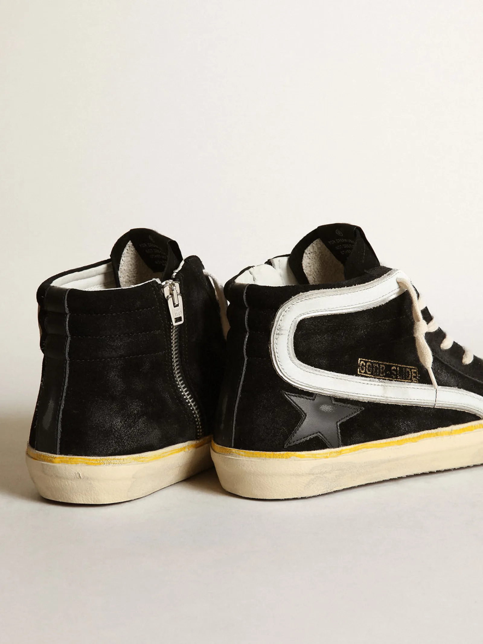 Store Golden Goose Slide Penstar masculino de suede preto com estrela e lista brancas Cabedal de suede preto