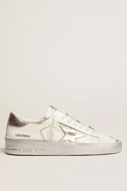 Best Golden Goose Stardan com estrela e talão de couro metálico prateado Cor: branco