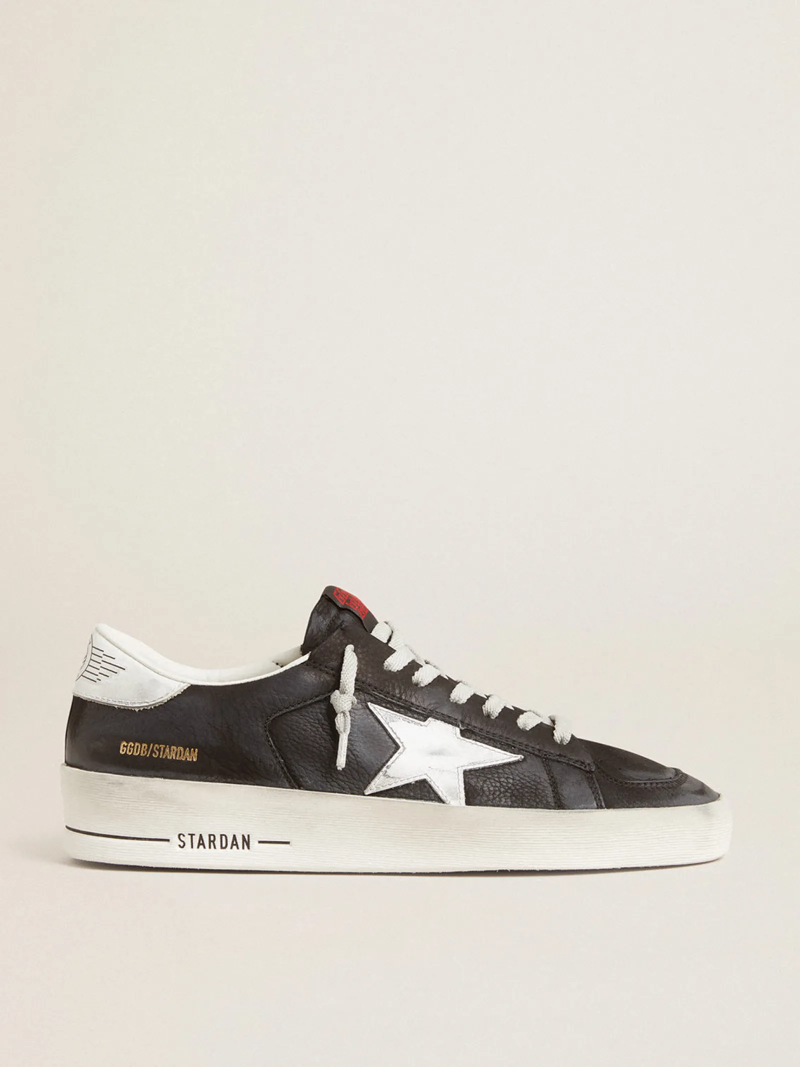 Best Golden Goose Stardan de nubuk e tela pretos com estrela e talão de couro cinza Cabedal de nubuk preto com inserções de tela preta