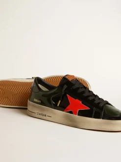 Best Golden Goose Stardan Feminino de couro envernizado preto e verde com estrela laranja Cabedal de couro envernizado preto com inserções de couro envernizado verde-escuro