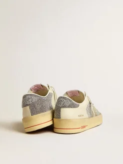 Fashion Golden Goose Stardan Masculino de suede com estrela cor de areia e inserções de cristais prateados Cabedal de suede branco sujo
