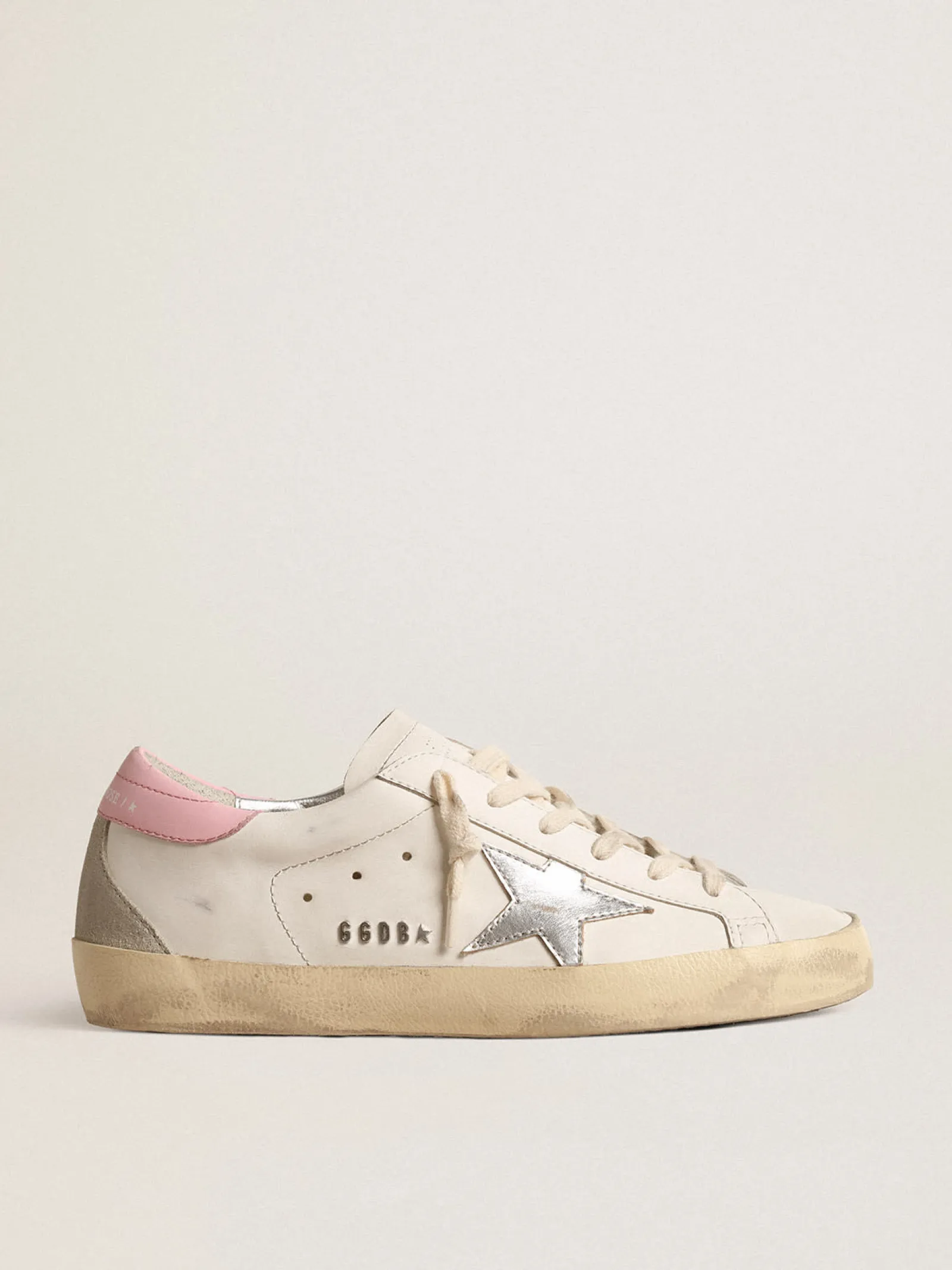 Best Sale Golden Goose Super-Star com estrela de couro prateado e talão rosa Cor: branco