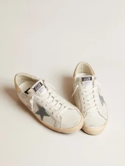 Cheap Golden Goose Super-Star com estrela de suede e talão de couro estampa de píton platinado Cor: branco