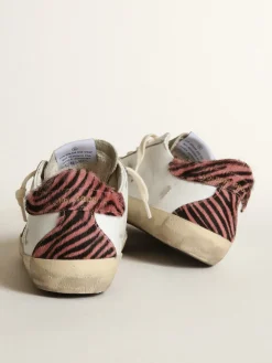 Cheap Golden Goose Super-Star com estrela de couro dourado e talão de cavalinho zebrado Cor: branco