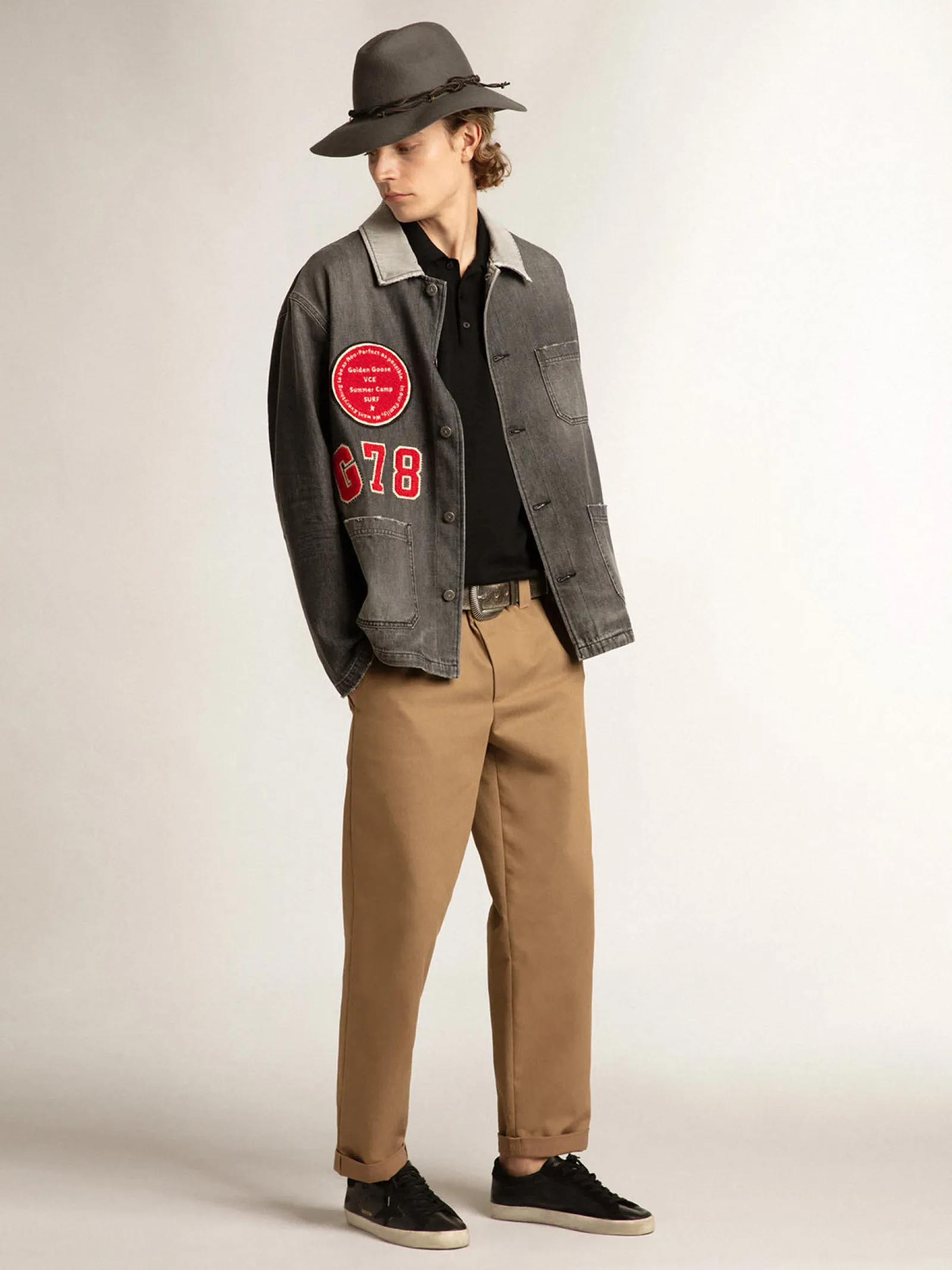 Fashion Golden Goose Super-Star de napa preta com estrela e talão de suede preto Cabedal de napa preta