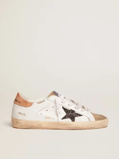 Discount Golden Goose Super-Star feminino com estrela de glitter preto e talão rosa Cor: branco