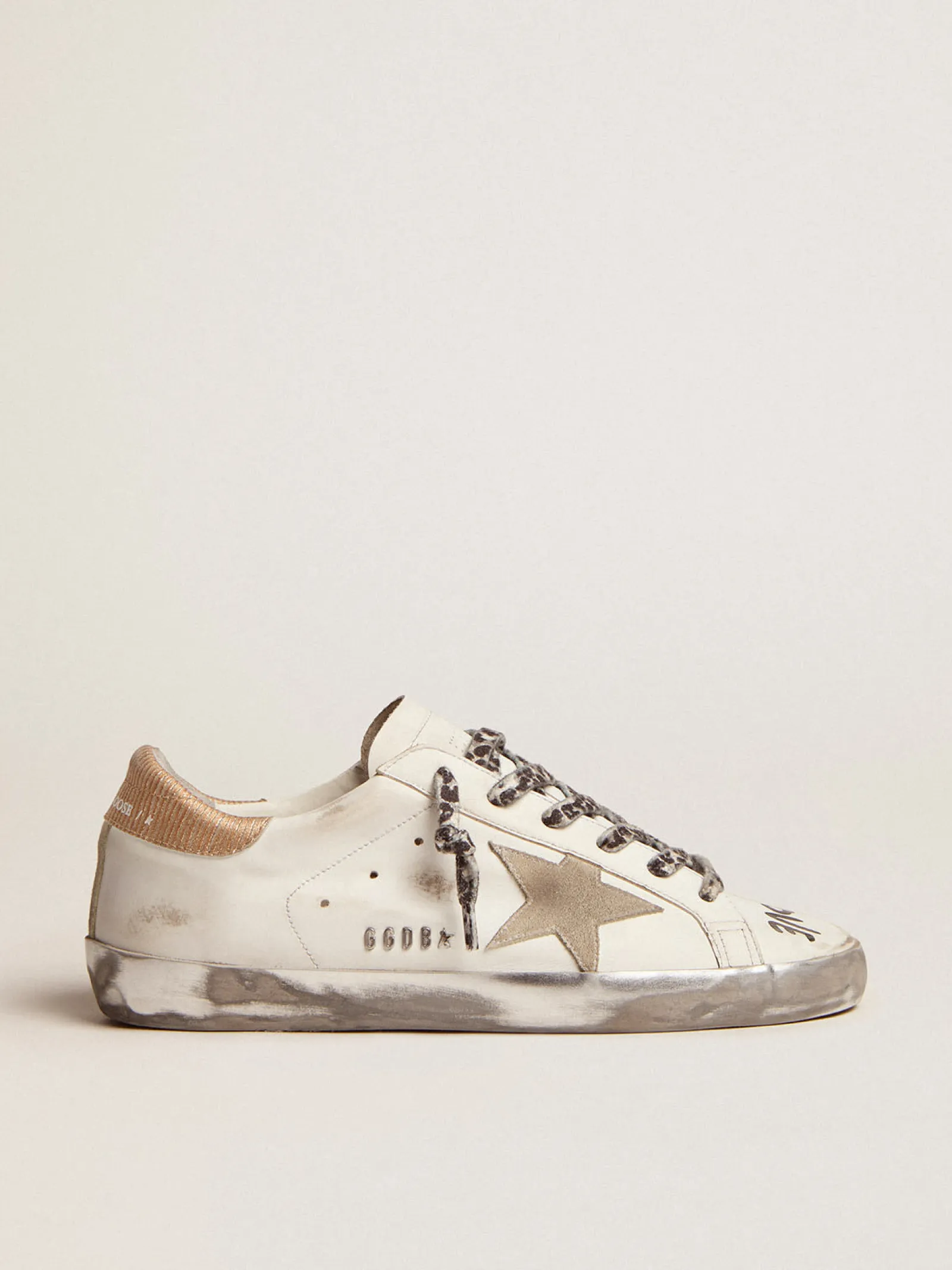 Fashion Golden Goose Super-Star feminino de couro branco com estrela de suede cinza Cor: branco