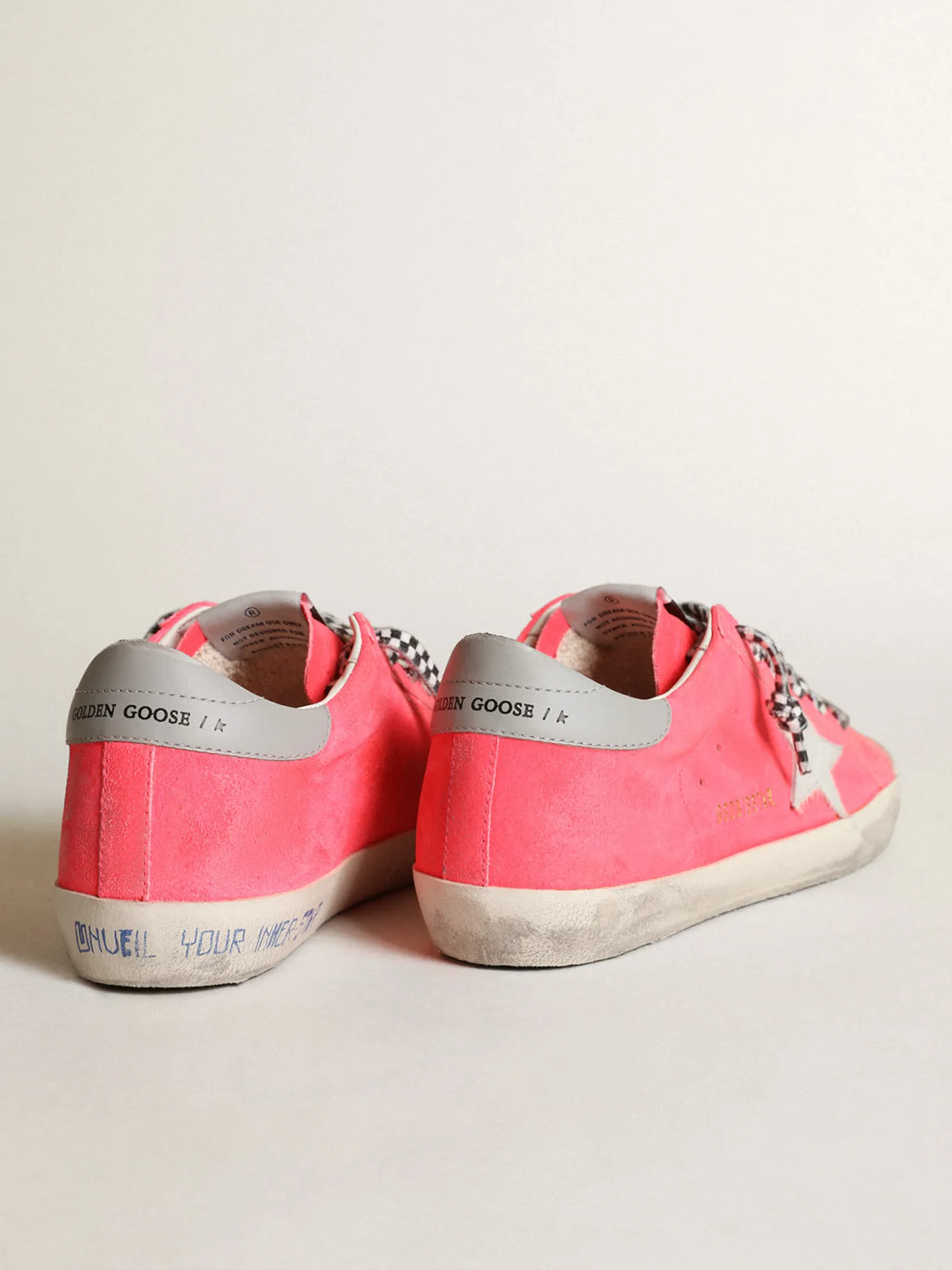 Fashion Golden Goose Super-Star feminino de suede cor de lagosta fluorescente com estrela Cabedal de suede cor de lagosta fluorescente