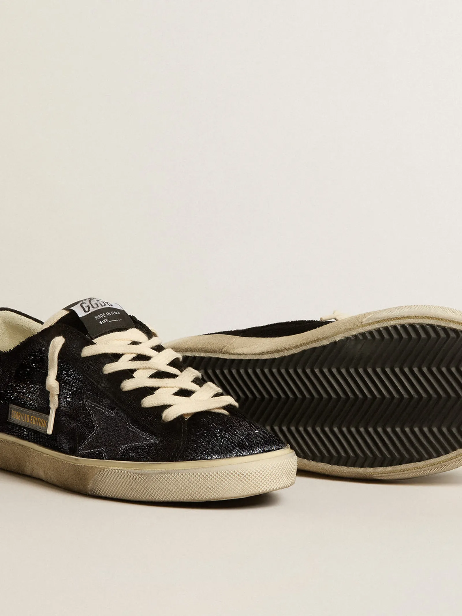 Discount Golden Goose Super-Star Feminino de veludo e suede pretos com estrela de suede preto Cabedal de veludo e suede pretos
