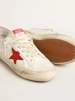 Cheap Golden Goose Super-Star Feminino LTD de napa com estrela e talão vermelhos Cabedal de napa branca