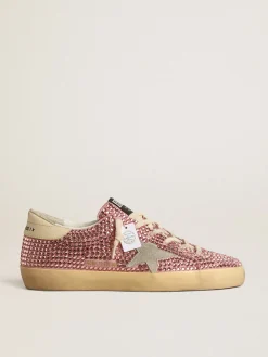 Shop Golden Goose Super-Star LTD com estrela de suede e cristais Swarovski rosa Cabedal de suede rosa antigo com cristais Swarovski all-over