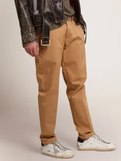 Sale Golden Goose Super-Star masculino com talão preto e inscrições de metal Cabedal: 100% couro bovino