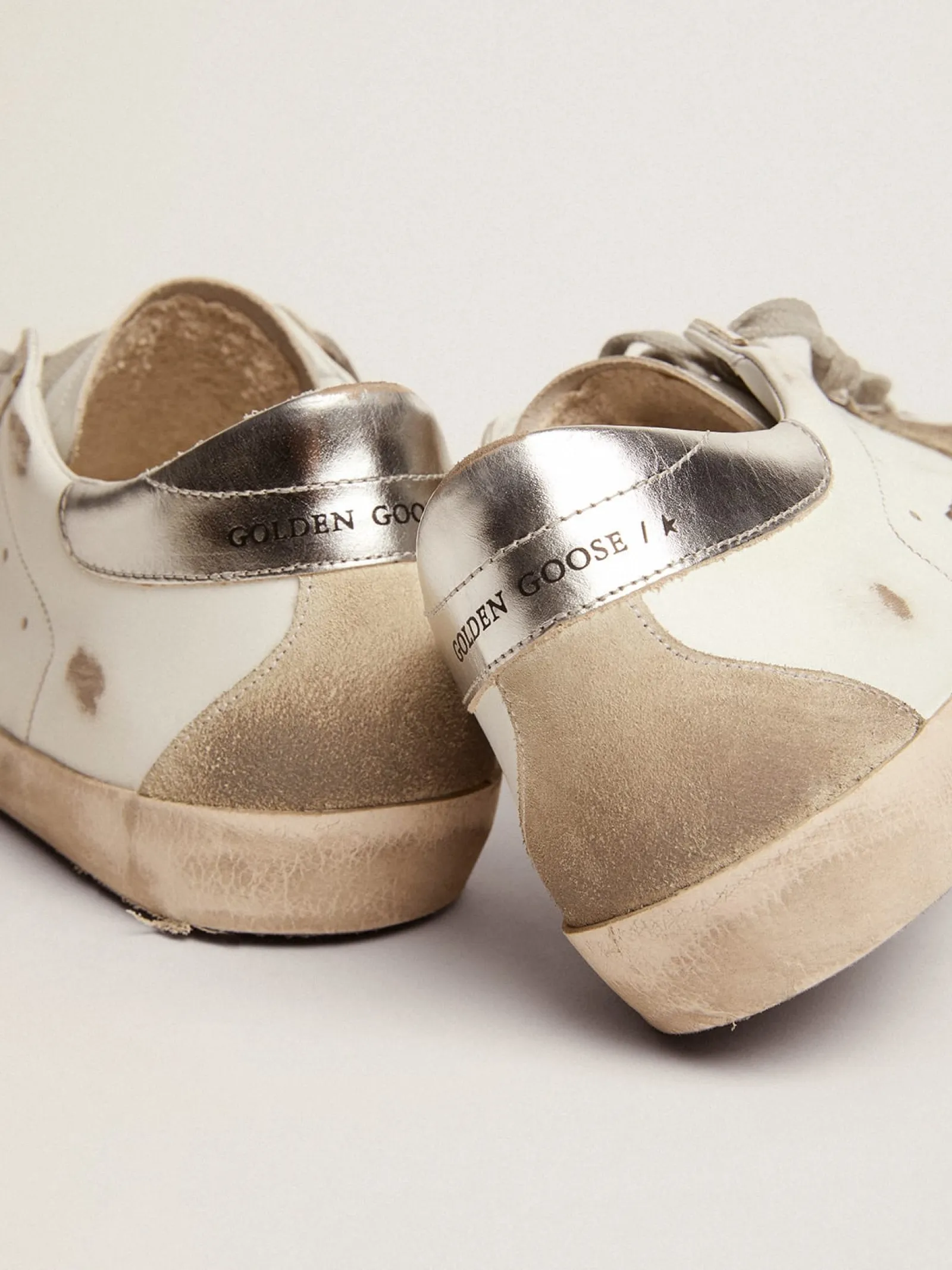 Clearance Golden Goose Super-Star masculino com talão prateado e inscrições Cabedal: 100% couro bovino