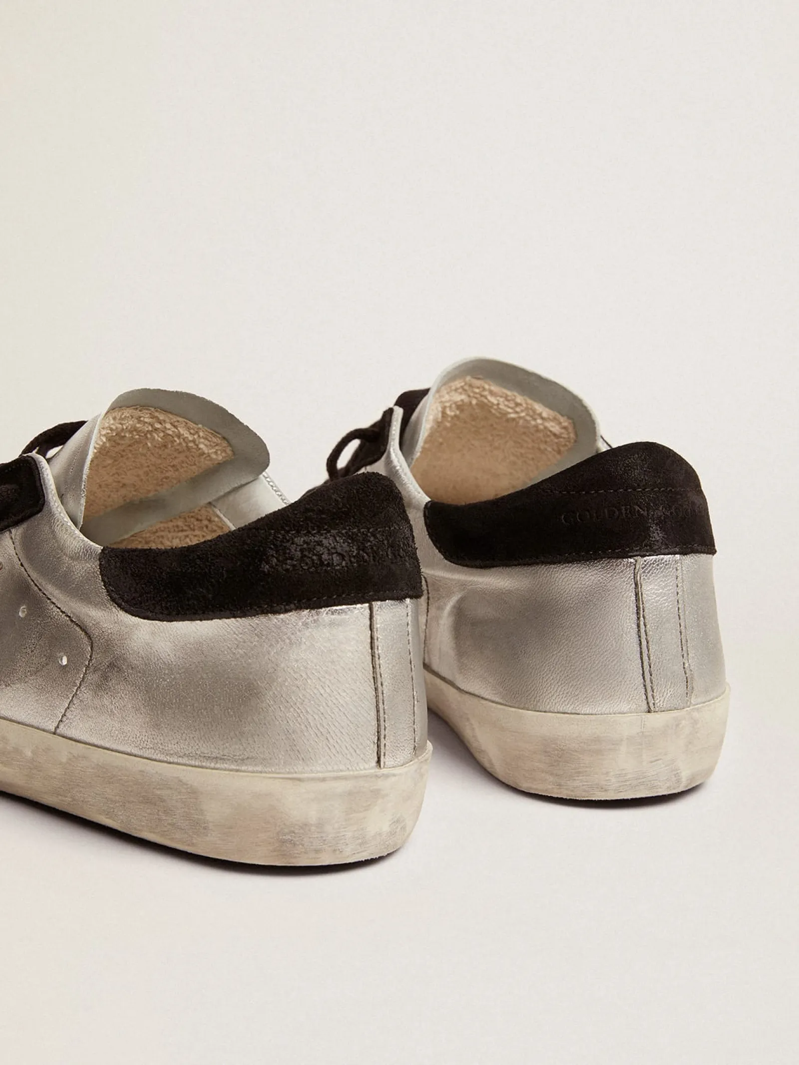 Hot Golden Goose Super-Star masculino de couro prateado Material principal: 80% couro caprino, 20% couro bovino