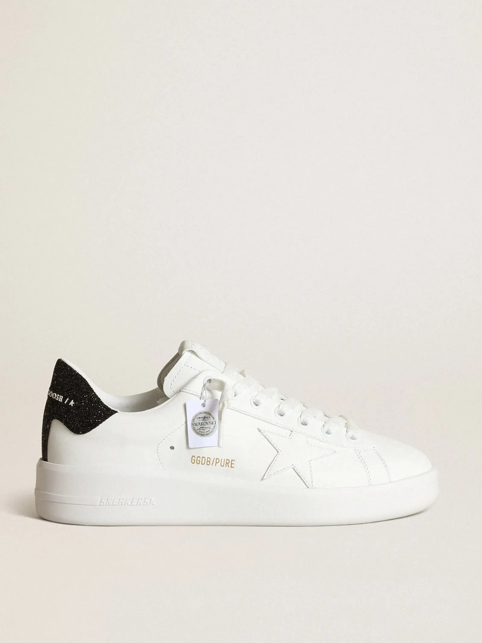 Best Golden Goose Tênis Purestar de couro branco com estrela tom sobre tom e talão com cristais Swarovski pretos Cor: branco
